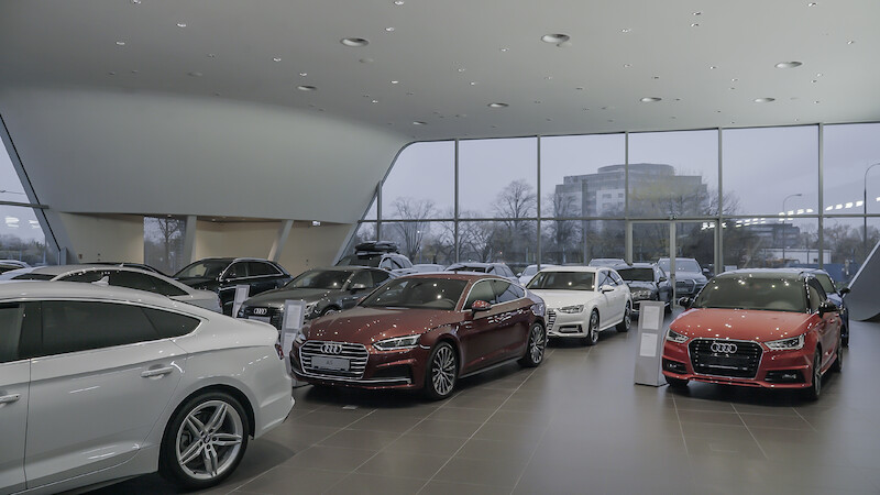 Audi Centrum Warszawa Okęcie - nowy salon czterech pierścieni